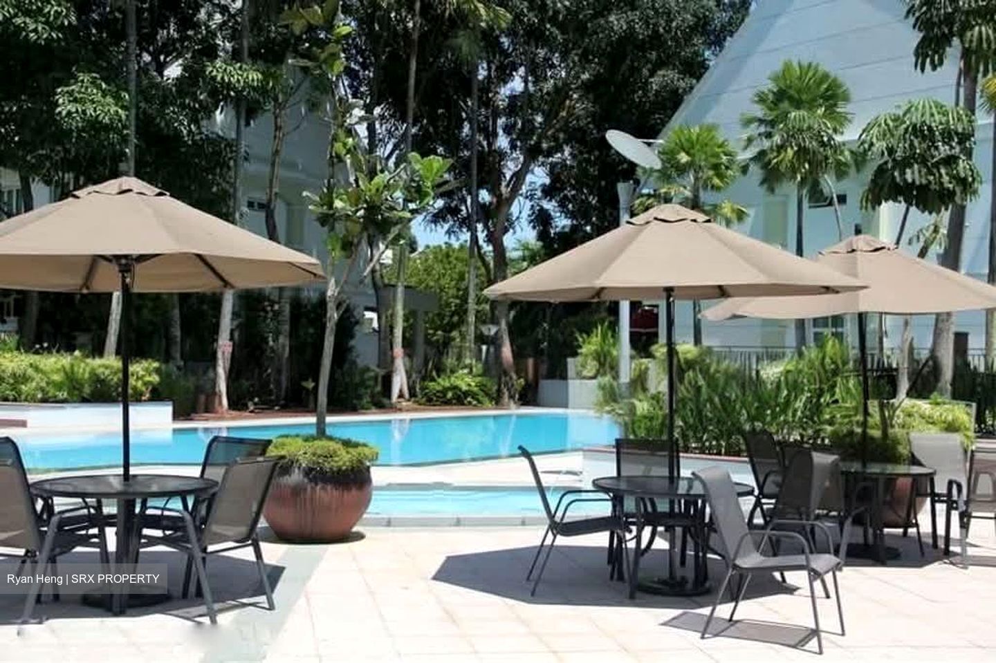 Horizon Green (D20), Terrace #555837241